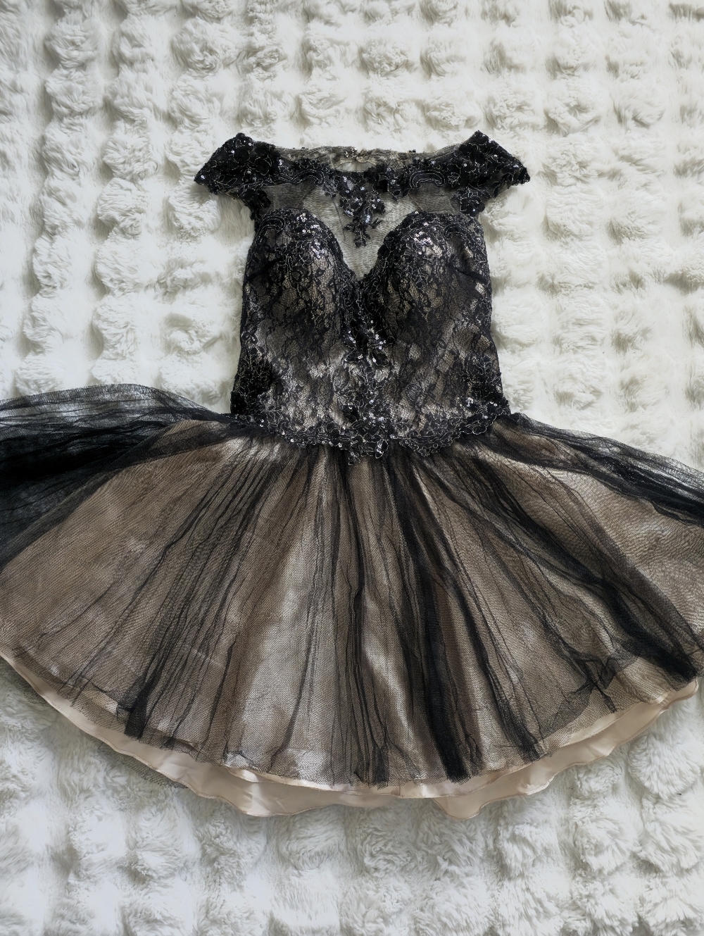 Alyce Paris Black And Gold Dress